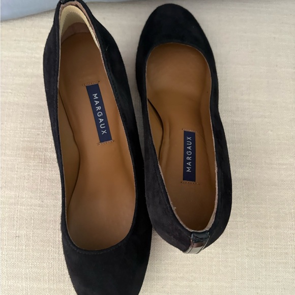 Margaux Black Flats Timeless Style - Picture 7 of 8